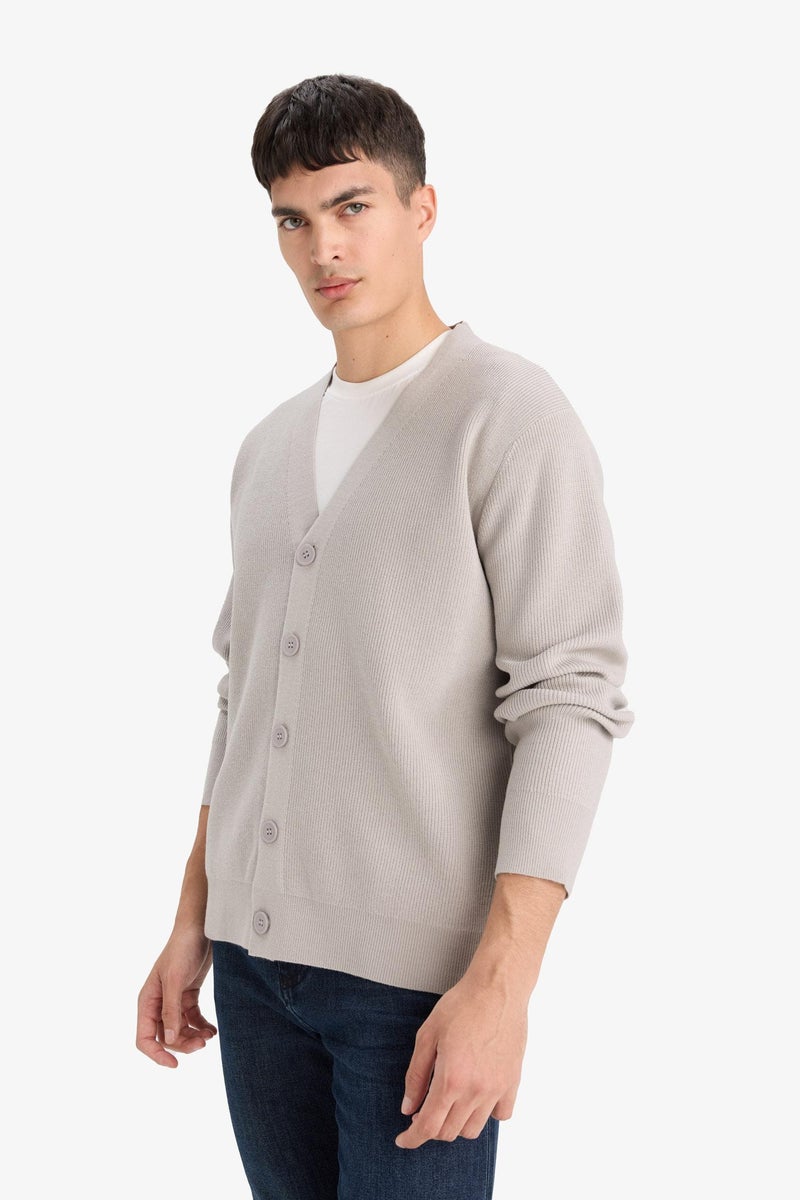 DeFacto Grey Man Relax Fit V-Neck Knit Cardigan Casual - Image 4